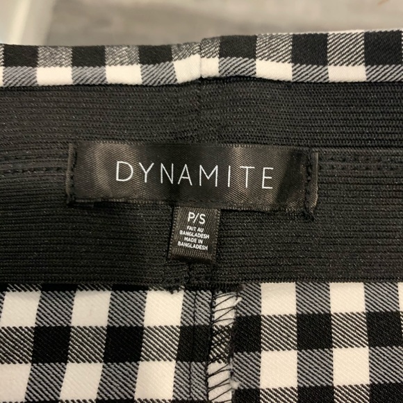 DYNAMITE SKIRT WITH SLIT - Picture 3 of 3